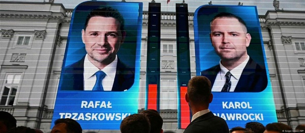 Тшасковський лідирує на президентських виборах у Польщі