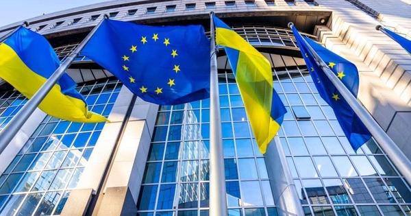 Законопроєкт про відновлення НАБУ та САП підтримали лише троє депутатів