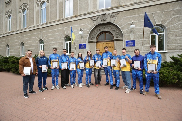 Кікбоксери з Чернігівщини здобули 27 медалей на чемпіонаті