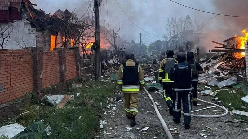 російські атаки в Україні: щонайменше вісім загиблих