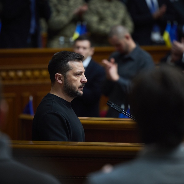 Законопроект Зеленського відновлює незалежність НАБУ та САП