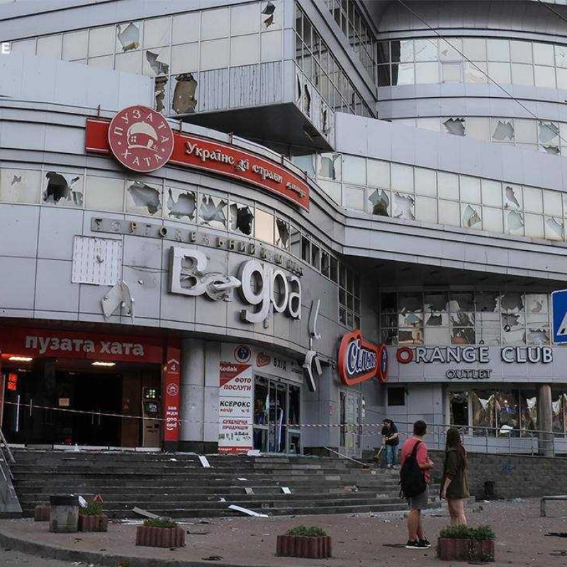 Атака на Київ: супермаркети «Сільпо», «Фора» і Prostor постраждали