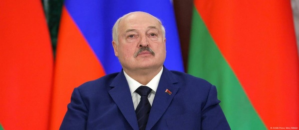 Лукашенко помилував 16 засуджених напередодні свята