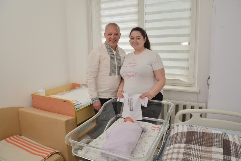 Вишиванка як оберіг: Чернівці підтримують українську традицію