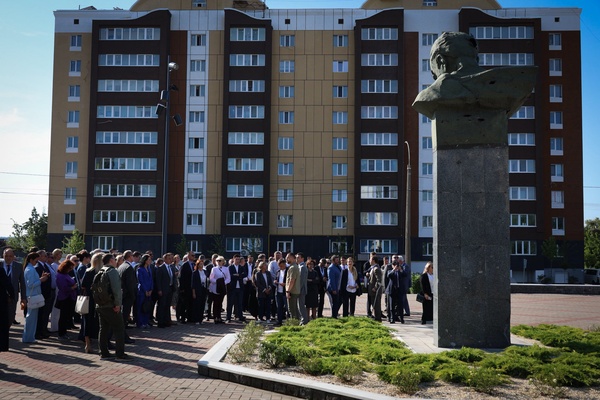 Відновлення Бородянки: дипломатичний візит та нові можливості
