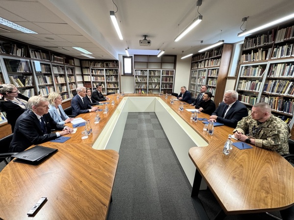 Зустріч Зеленського з прем'єром Норвегії: підтримка України