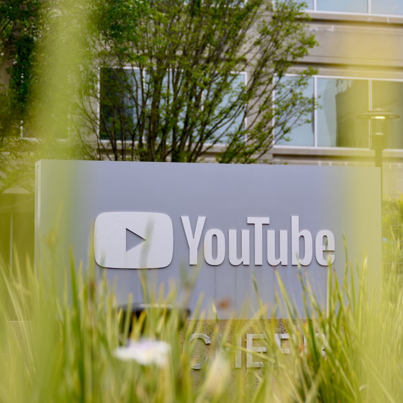 Google використовує YouTube для навчання штучного інтелекту