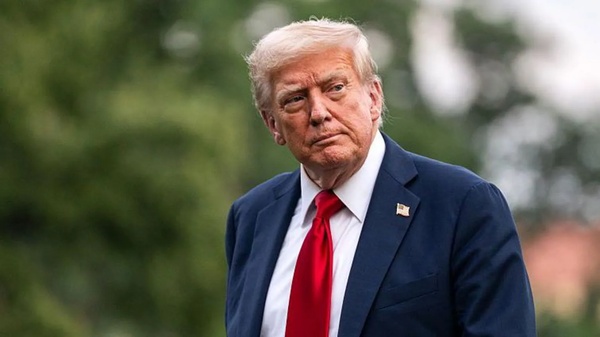 Трамп відвідає Федеральний резерв: тиск на Пауела зростає