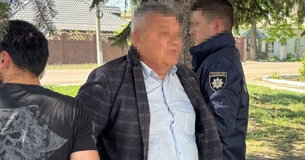 Затримання посадовця Одеської міськради за хабар у 100 тисяч