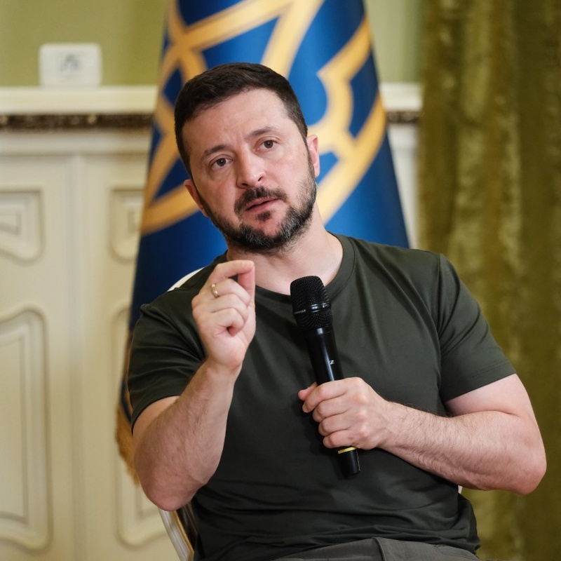 Зеленський пропонує росії припинити вогонь до зустрічі лідерів