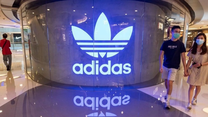 Adidas попереджає про підвищення цін через мита Трампа