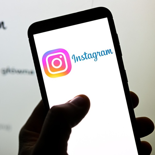 Meta ігнорує шахрайство на Facebook та Instagram, кажуть експерти