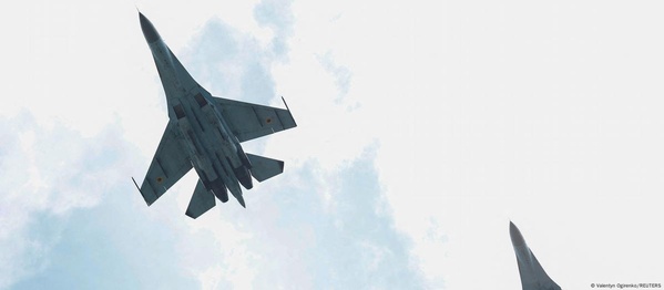 Втрачено винищувач Су-27: пілот успішно катапультувався