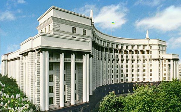 Зміни в оплаті праці держслужбовців: нові надбавки та премії