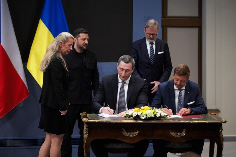 Центр єдності України відкривається в Чехії для підтримки українців