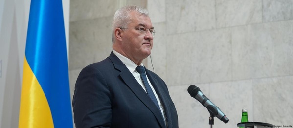 Сибіга назвав абсурдним рішення Угорщини щодо українських військових