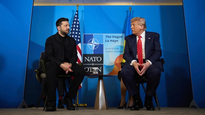 США призупинили постачання зброї до України через війну