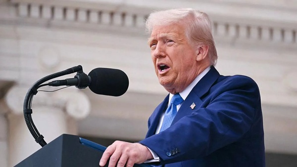 Суд США дозволив Трампу скасувати статус 500 тисяч мігрантів