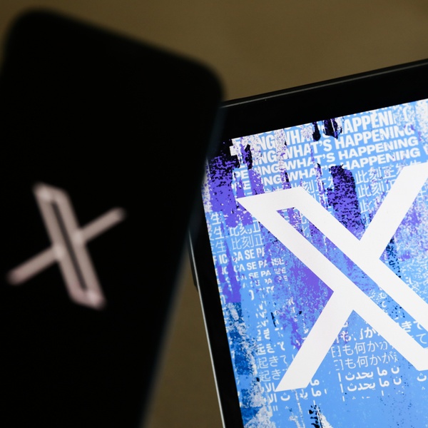 X заборонила стороннім компаніям використовувати свої дані