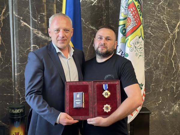 Олександр отримав орден «За мужність» за героїзм у боях
