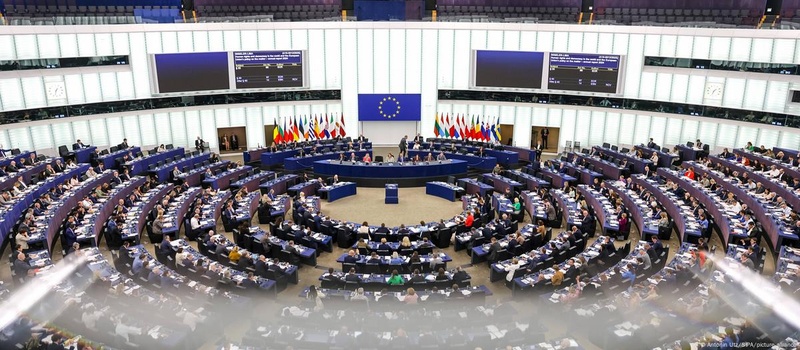 Європарламент закликає до підтримки України та відмови від рф