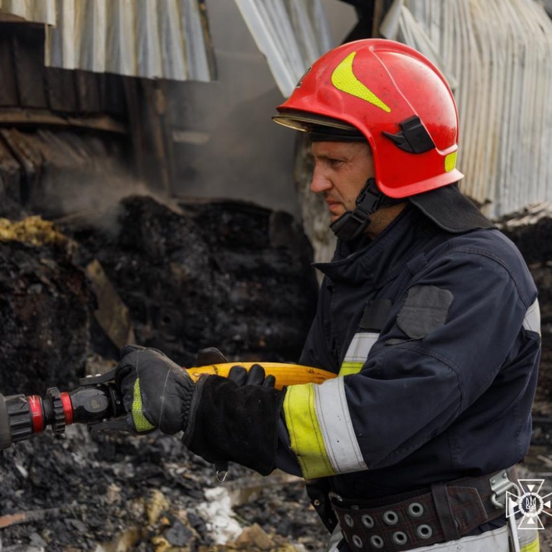 Атака російських дронів на завод Barlinek у Вінниці