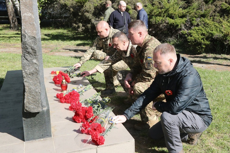 Чернігів вшанував пам'ять жертв нацизму у Подусівці