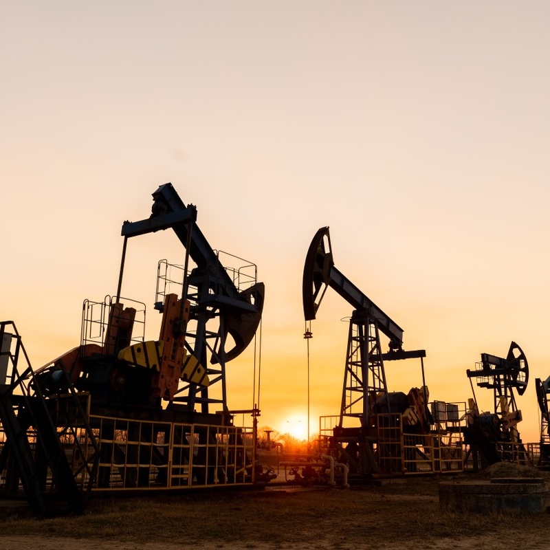 ОПЕК+ збільшує видобуток нафти: нові рішення та наслідки
