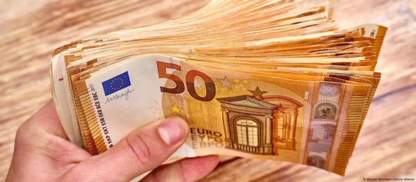 Зростання мінімальної зарплати в Німеччині: 6,6 млн людей виграють