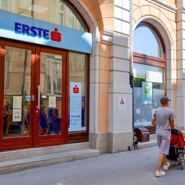 Erste Group Bank AG купує Banco Santander SA в Польщі за €7 млрд