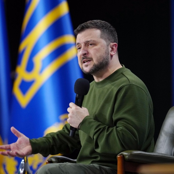Зеленський запровадив нові санкції проти рф за крадіжку зерна