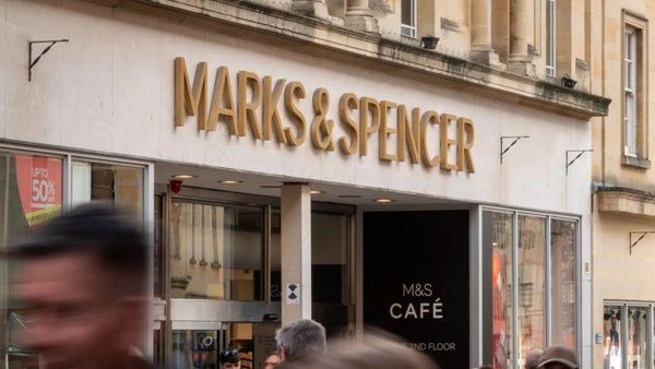Кібернапад на Marks & Spencer: мільйонні збитки та наслідки