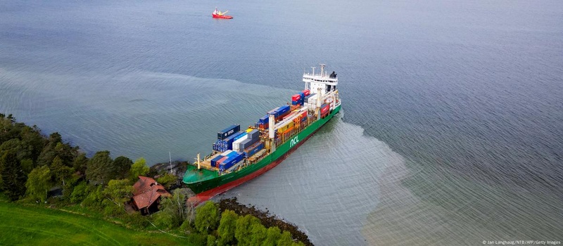 Затонуло контейнерне судно MSC ELSA 3 з українцями на борту