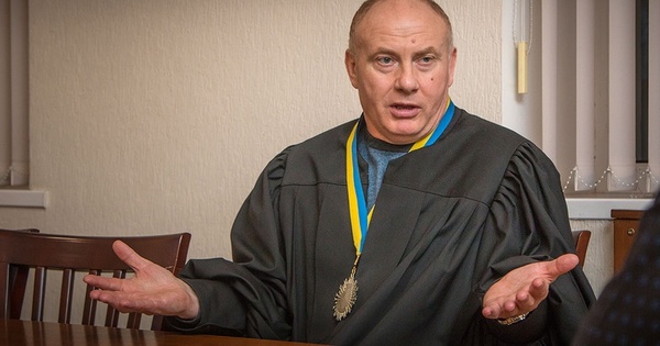 Суддю Олега Івінського покарали за звільнення п'яних водіїв