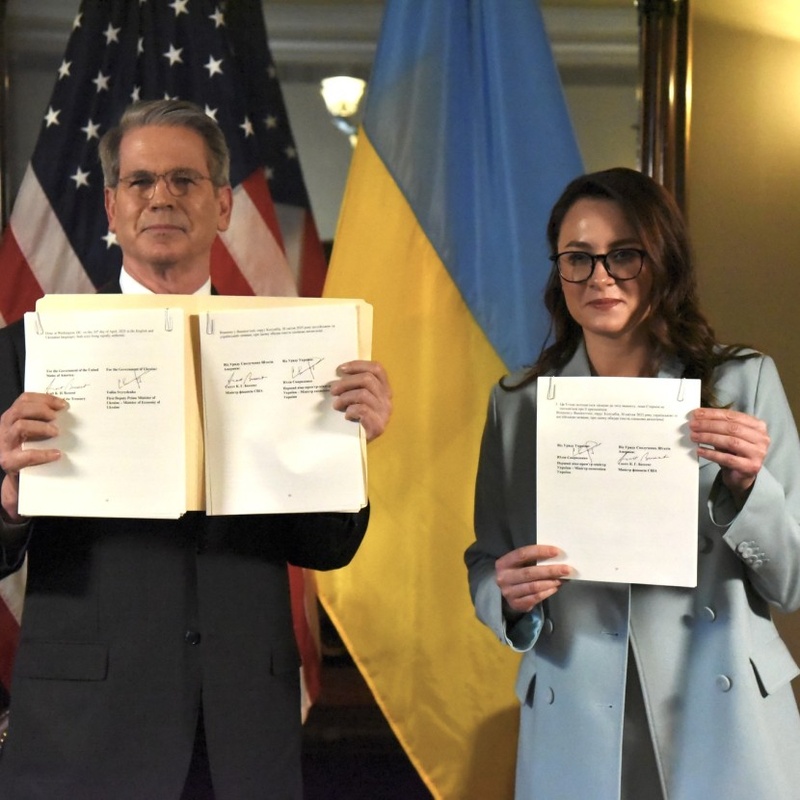 Україна та США підписали угоду про Інвестиційний фонд відбудови
