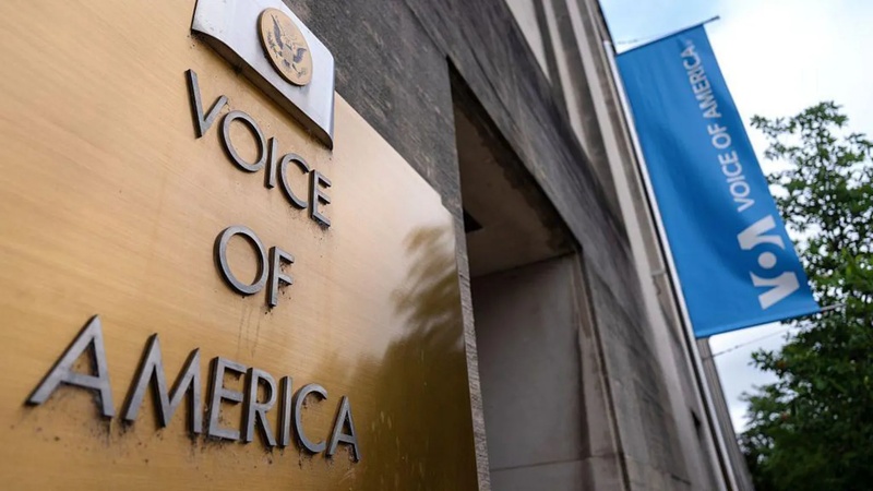 Звільнення журналістів Voice of America: кінець незалежної журналістики
