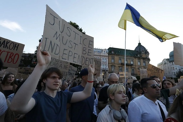 Зеленський підтримав законопроект про антикорупційні органи