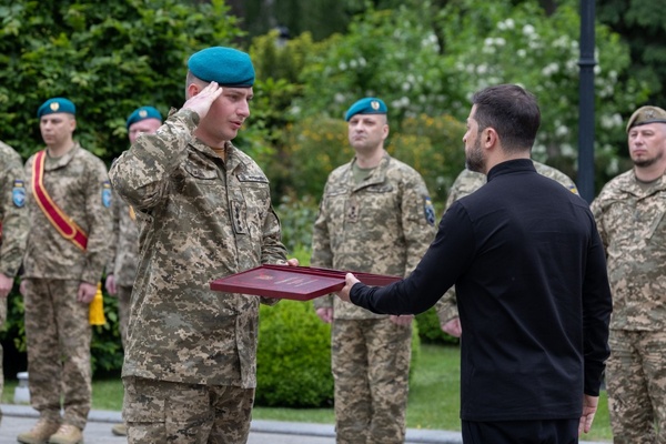 Зеленський вручив нагороди морським піхотинцям України