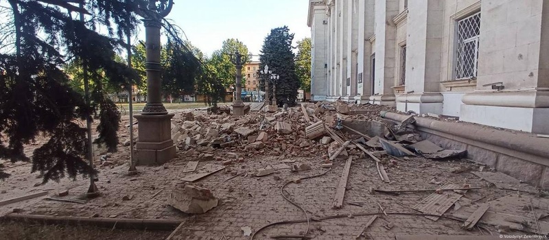 Евакуація з Корабельного району Херсона через обстріли