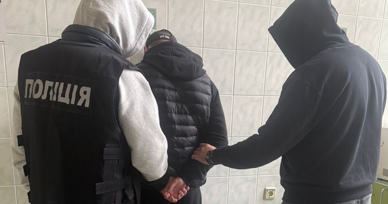 Затримання жінки за підкуп прикордонника в Одеській області
