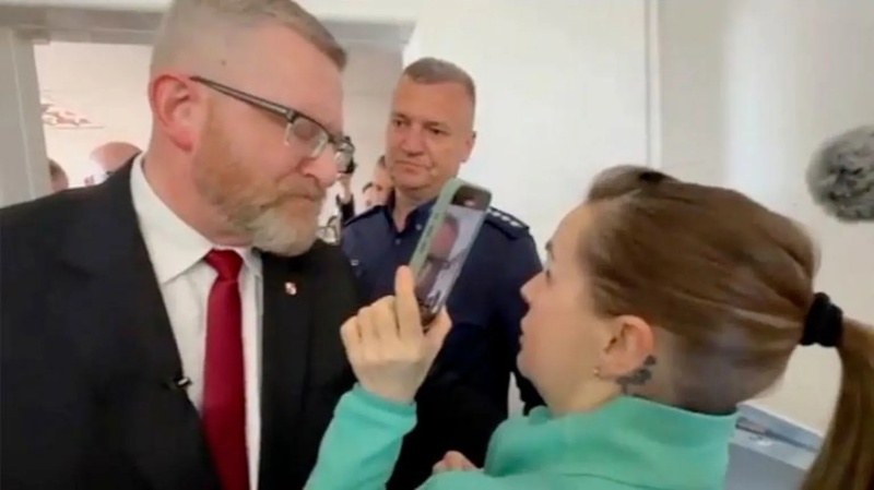 Атака на лікаря в Польщі: загрози через аборти