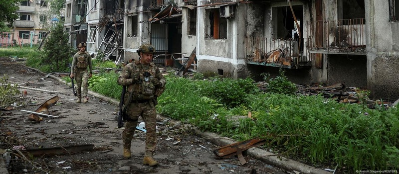 російські війська намагаються обійти Покровськ з усіх боків