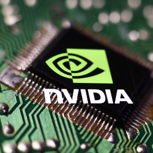 Nvidia представить спрощену версію чіпа H20 для Китаю