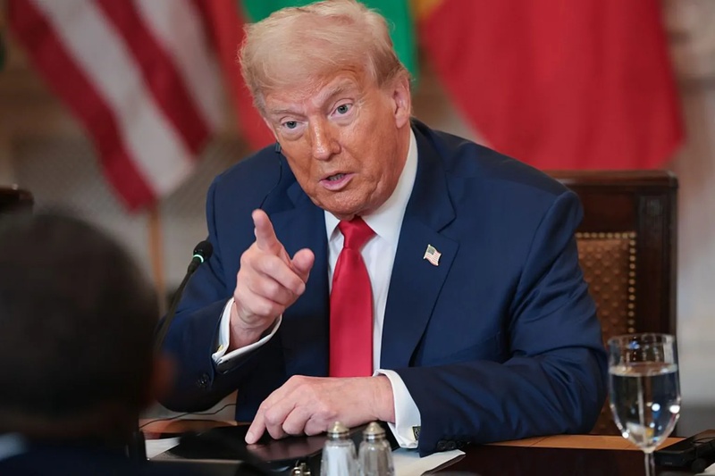 Трамп оголосив про 30% мита на імпорт з ЄС та Мексики