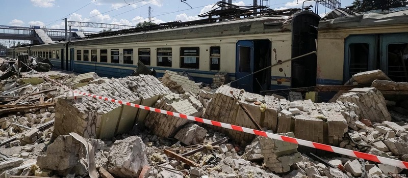 Атаки російських військ: жертви та руйнування в Україні